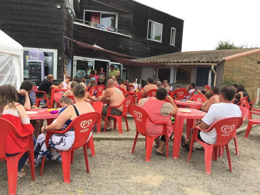 Mobil-Home Le Petit Paradis Vendeen Camping 3 Etoiles 7Km Des Plages Avrille  ภายนอก รูปภาพ